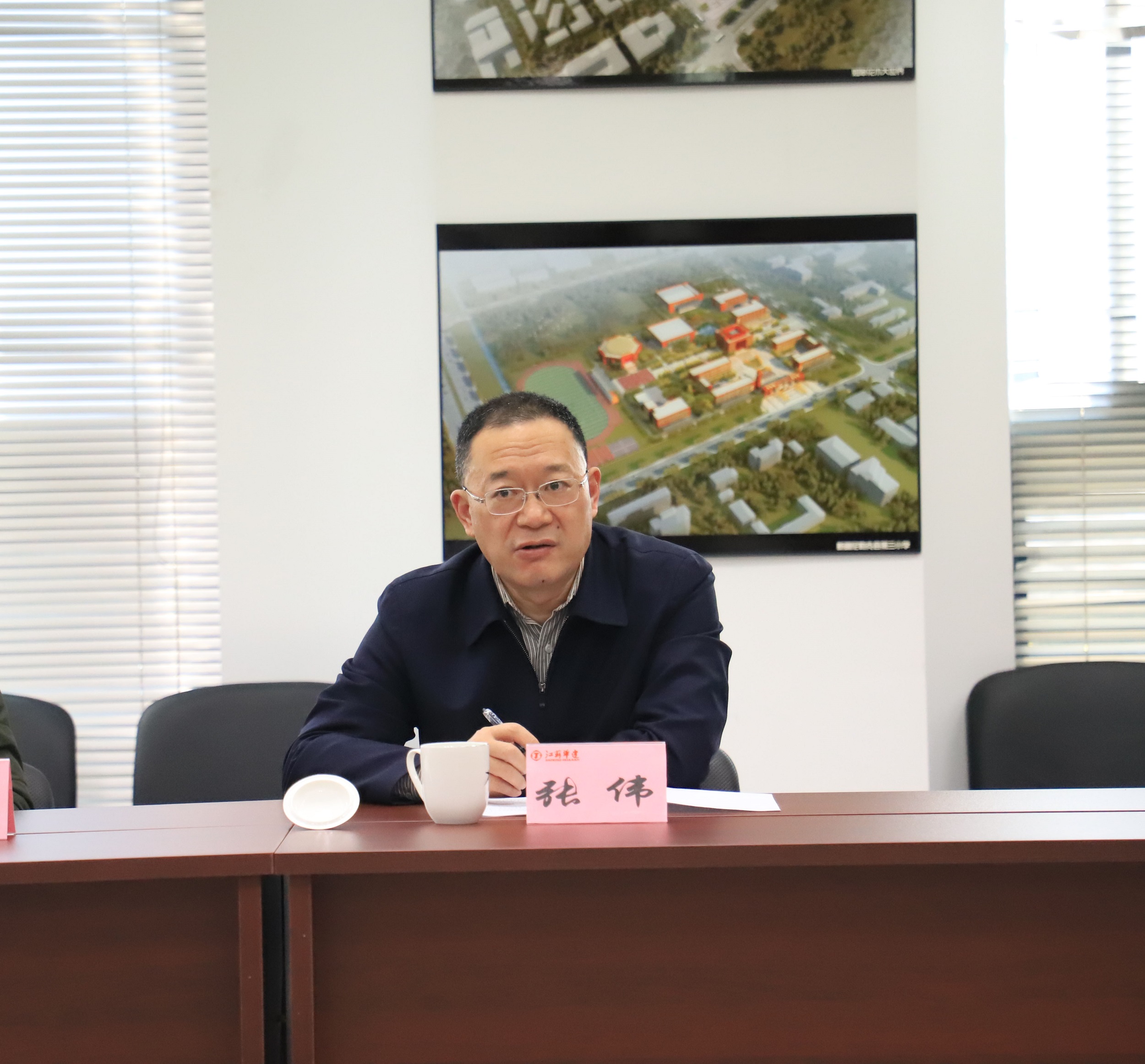 1612517650340275.jpg 0d68c9298bf4942e5d83ccffbd93349.jpg