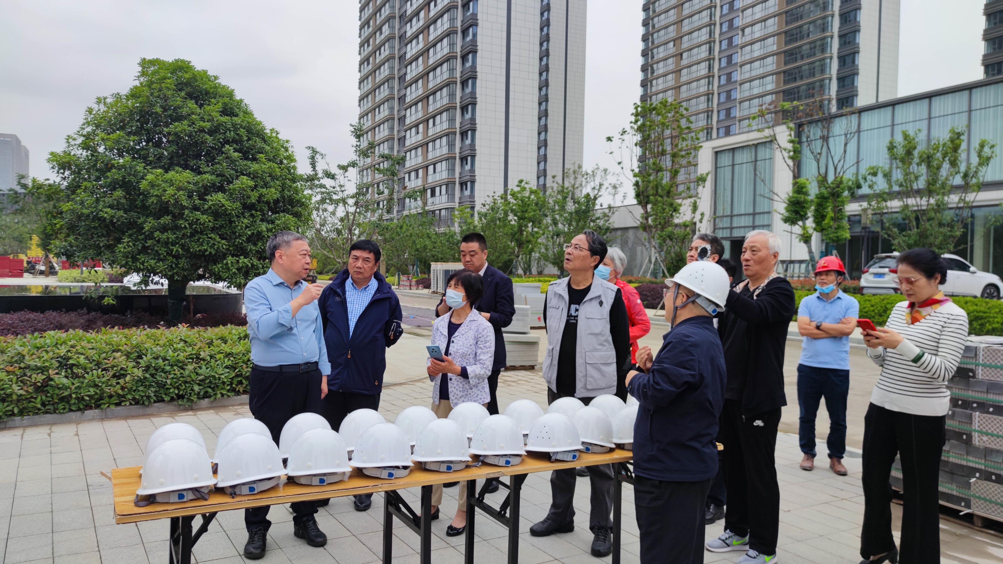 1684811481349671.jpg ce6a8002dc6b460c657799b9e585a80.jpg